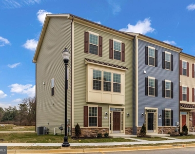 2923 Osprey Way - Photo Thumbnail 1
