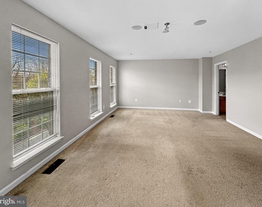 110 Whiskey Creek Circle - Photo Thumbnail 8