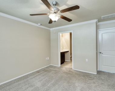 4201 Creede Dr - Photo Thumbnail 3