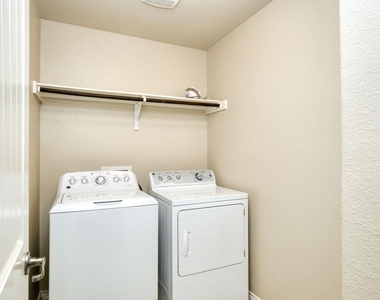 4201 Creede Dr - Photo Thumbnail 7