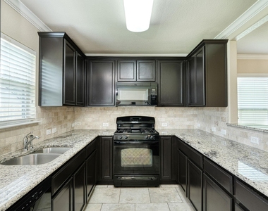 4201 Creede Dr - Photo Thumbnail 2