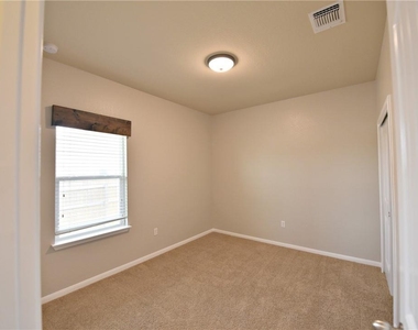 1603 Atlantica St - Photo Thumbnail 13
