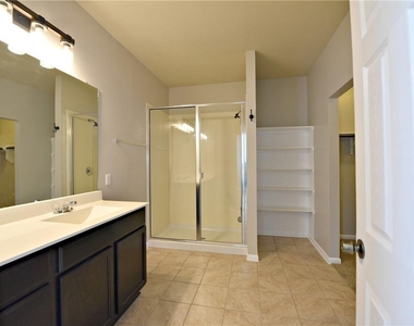 1603 Atlantica St - Photo Thumbnail 9