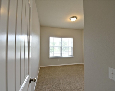 1603 Atlantica St - Photo Thumbnail 12