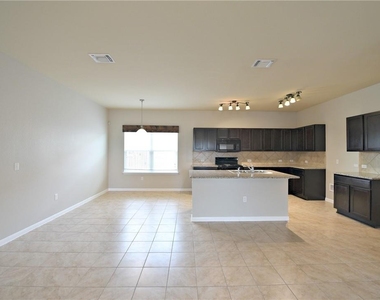 1603 Atlantica St - Photo Thumbnail 4