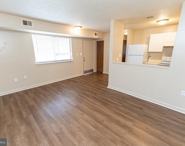510 S Main Street - Photo Thumbnail 6