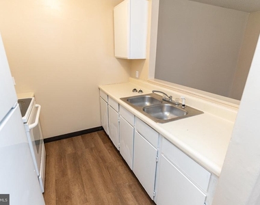 510 S Main Street - Photo Thumbnail 11
