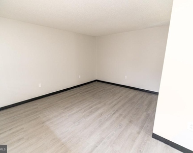 510 S Main Street - Photo Thumbnail 7