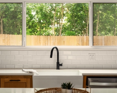 402 E Ash Dr - Photo Thumbnail 15