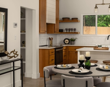 402 E Ash Dr - Photo Thumbnail 11