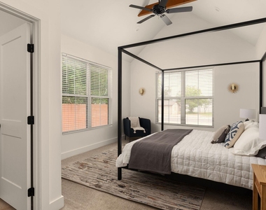 402 E Ash Dr - Photo Thumbnail 17