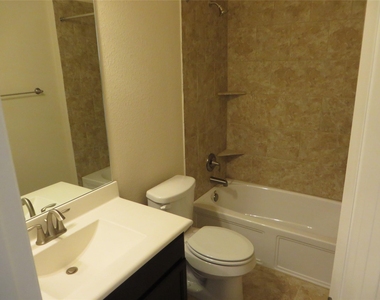 1220 Gaviota Ln - Photo Thumbnail 16