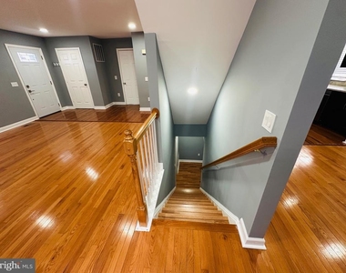 4518 Runnymeade Road - Photo Thumbnail 18