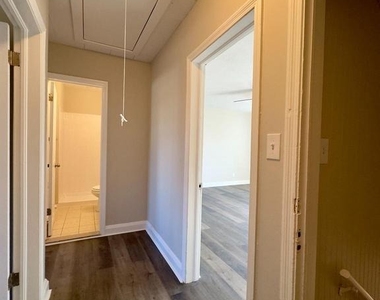 2959 Liberty Parkway - Photo Thumbnail 13