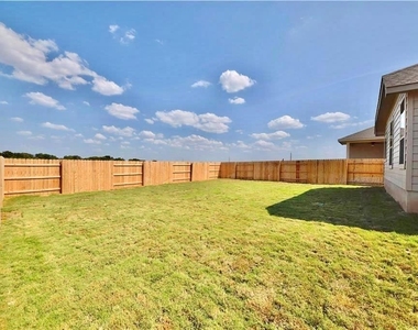 1225 Homer Ln - Photo Thumbnail 23