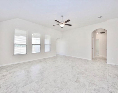 1225 Homer Ln - Photo Thumbnail 7