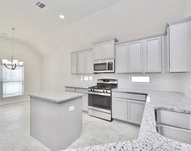 1225 Homer Ln - Photo Thumbnail 5