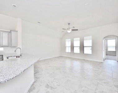 1225 Homer Ln - Photo Thumbnail 9