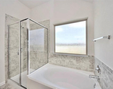 1225 Homer Ln - Photo Thumbnail 14