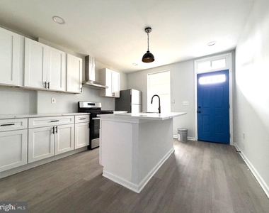 608 Oldham Street - Photo Thumbnail 2