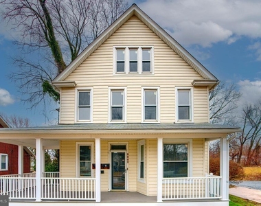 3807 Fleetwood Avenue - Photo Thumbnail 2
