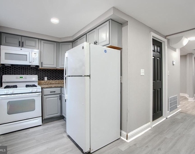 3807 Fleetwood Avenue - Photo Thumbnail 11