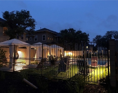 13800 Lyndhurst St - Photo Thumbnail 25