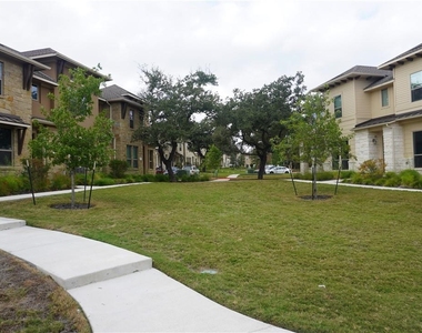 13800 Lyndhurst St - Photo Thumbnail 2