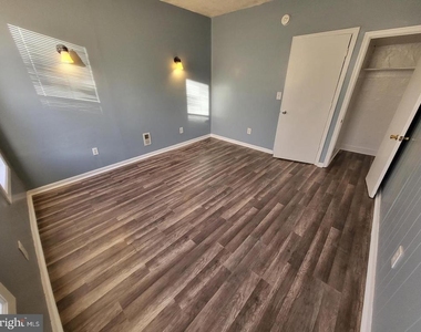 517 N Rose Street - Photo Thumbnail 7