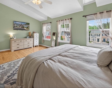 149 Quiet Waters Place - Photo Thumbnail 29