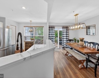 149 Quiet Waters Place - Photo Thumbnail 10