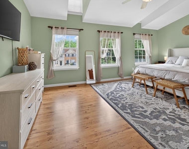 149 Quiet Waters Place - Photo Thumbnail 32