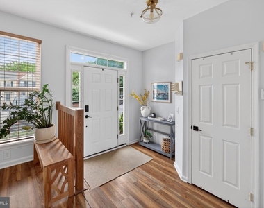 149 Quiet Waters Place - Photo Thumbnail 2