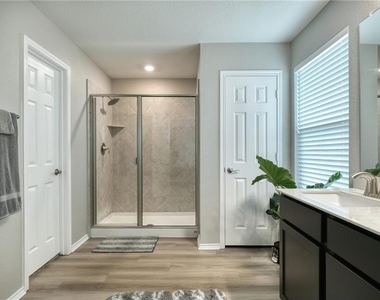 209 Asher Blue Dr - Photo Thumbnail 14