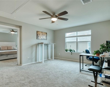209 Asher Blue Dr - Photo Thumbnail 11