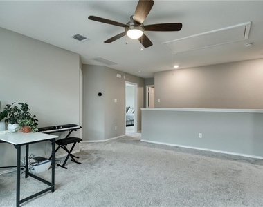 209 Asher Blue Dr - Photo Thumbnail 10