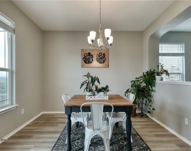 209 Asher Blue Dr - Photo Thumbnail 7