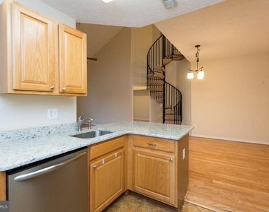 2013 Warners Terrace S - Photo Thumbnail 4