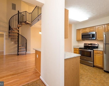 2013 Warners Terrace S - Photo Thumbnail 2
