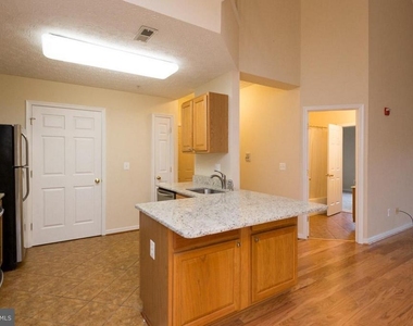 2013 Warners Terrace S - Photo Thumbnail 3
