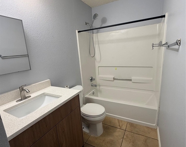 3207 Settlement Dr - Photo Thumbnail 19