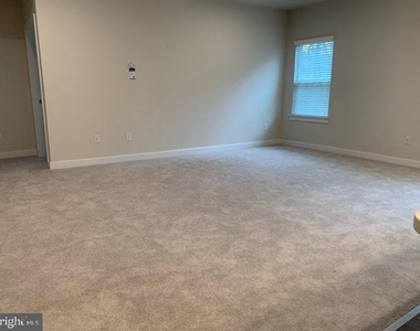 37322 Kestrel Way - Photo Thumbnail 3