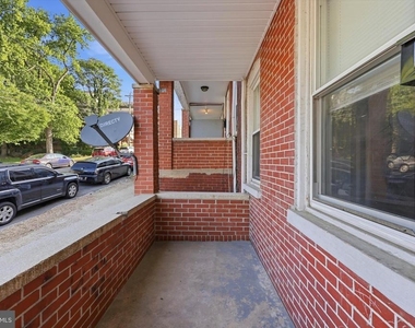 502 N Clayton Street - Photo Thumbnail 1
