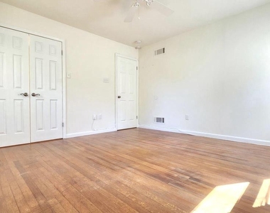5 Glenwood Drive - Photo Thumbnail 18
