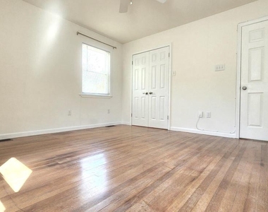 5 Glenwood Drive - Photo Thumbnail 19