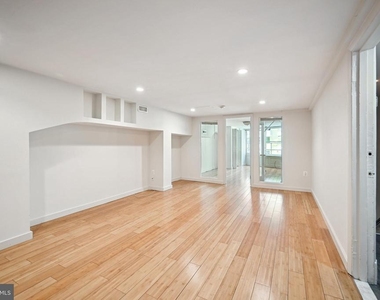 1308 18th Street Nw - Photo Thumbnail 3