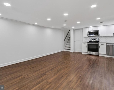 738 11th Street Ne - Photo Thumbnail 10