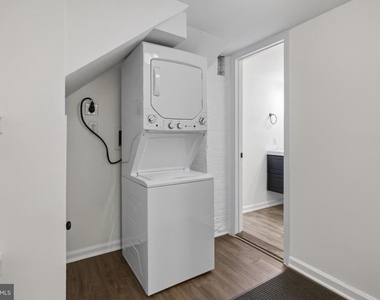 738 11th Street Ne - Photo Thumbnail 18