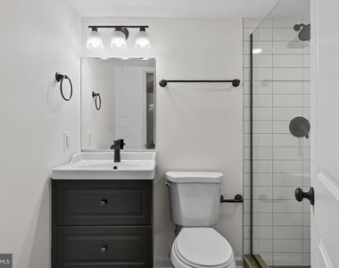 738 11th Street Ne - Photo Thumbnail 20