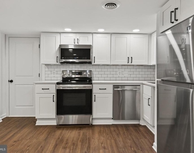 738 11th Street Ne - Photo Thumbnail 12